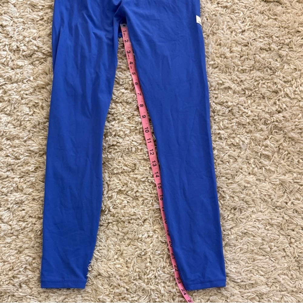 Vuori All The Form Leggings - Bright Iris - Picture 7 of 9